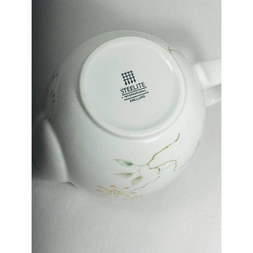 STEELITE ENGLAND TEAPOT Beautiful Collectors Item In Excellent Condition